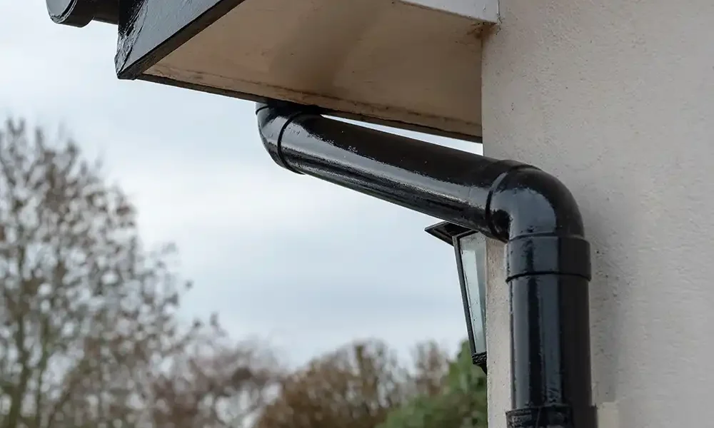 downpipe-gutter