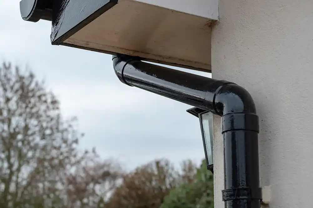 downpipe-gutter