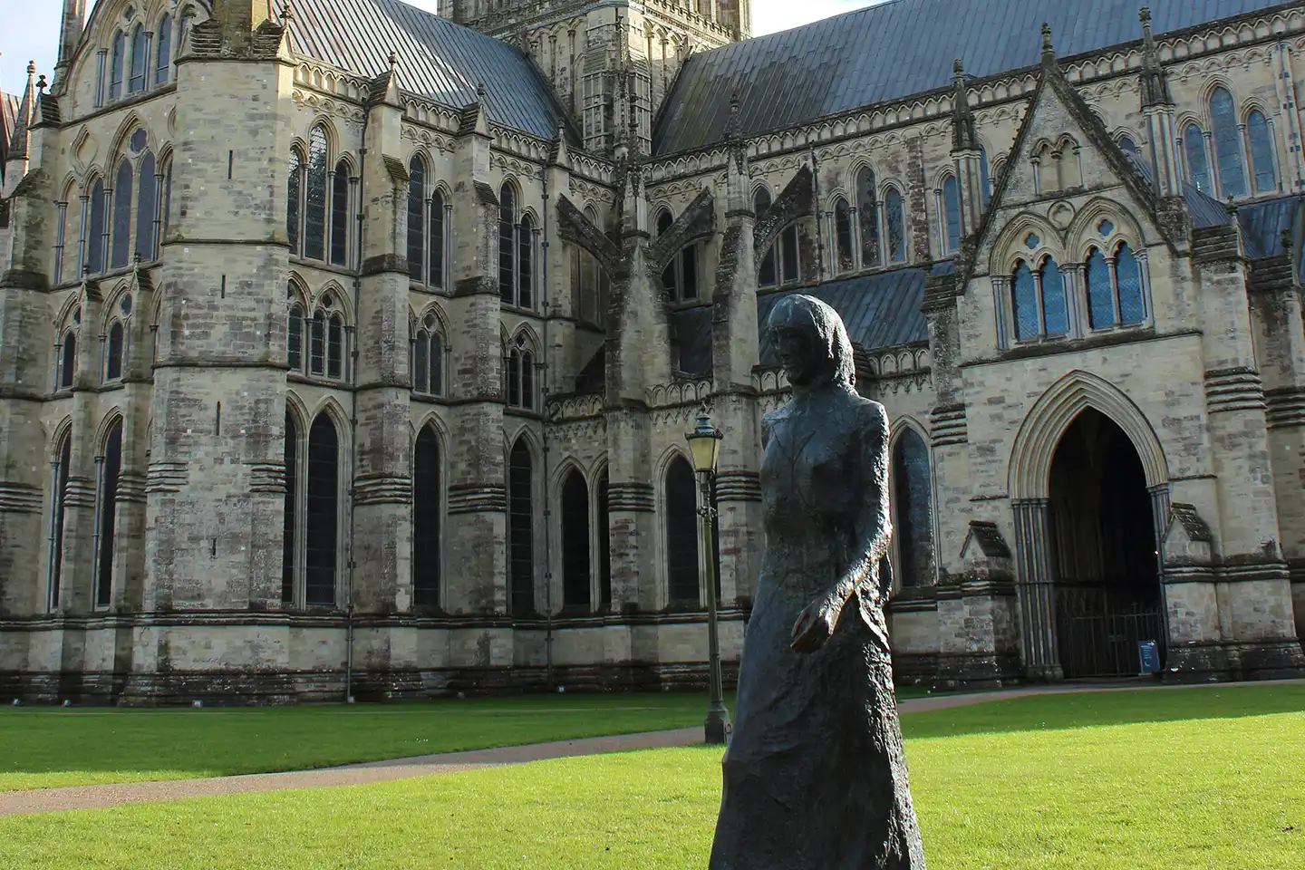 jason-yqWa1TDkMWE-unsplash